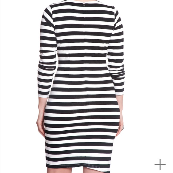 Asymmetrical hem striped dress - Picture 4 of 5